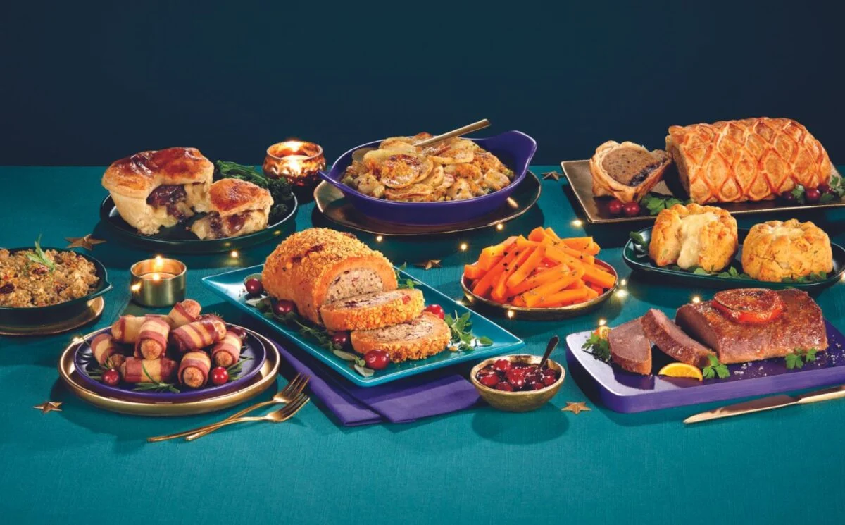 ALDI UK launches its biggest vegan Christmas range yet | VegKit.com