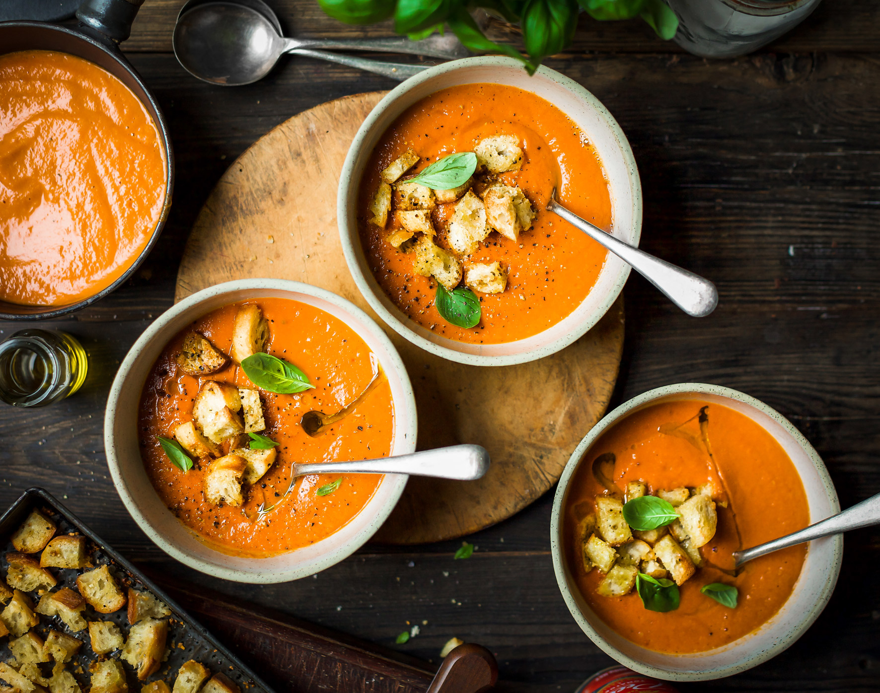 Creamy tomato basil soup